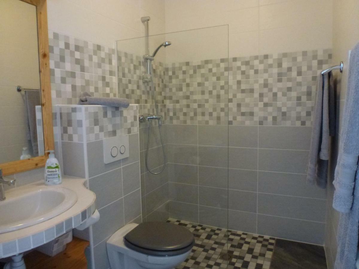 Redspring Chambres D'Hotes Coligny Esterno foto