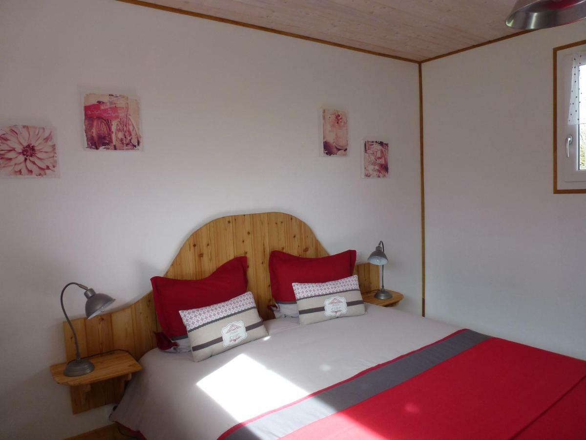 Redspring Chambres D'Hotes Coligny Esterno foto