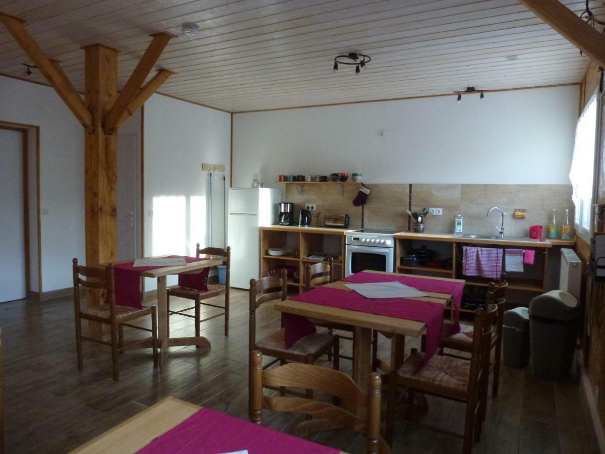 Redspring Chambres D'Hotes Coligny Esterno foto