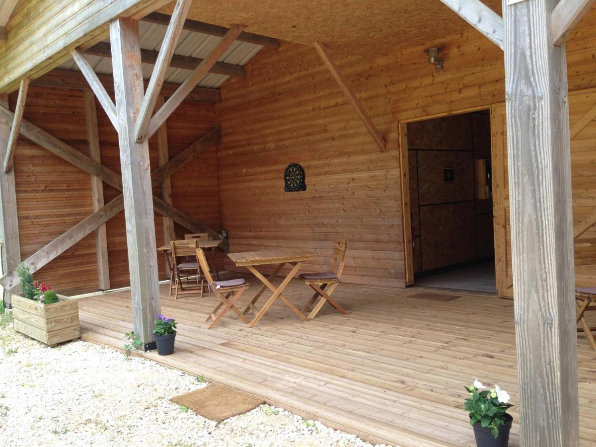 Redspring Chambres D'Hotes Coligny Esterno foto